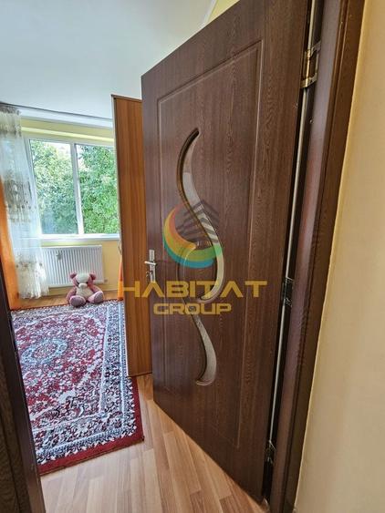 Apartament cu 3 camere decomandat în P-ța Reșița