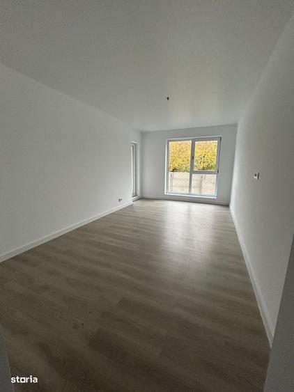 Apartament cu 4 camere decomandat în Albert