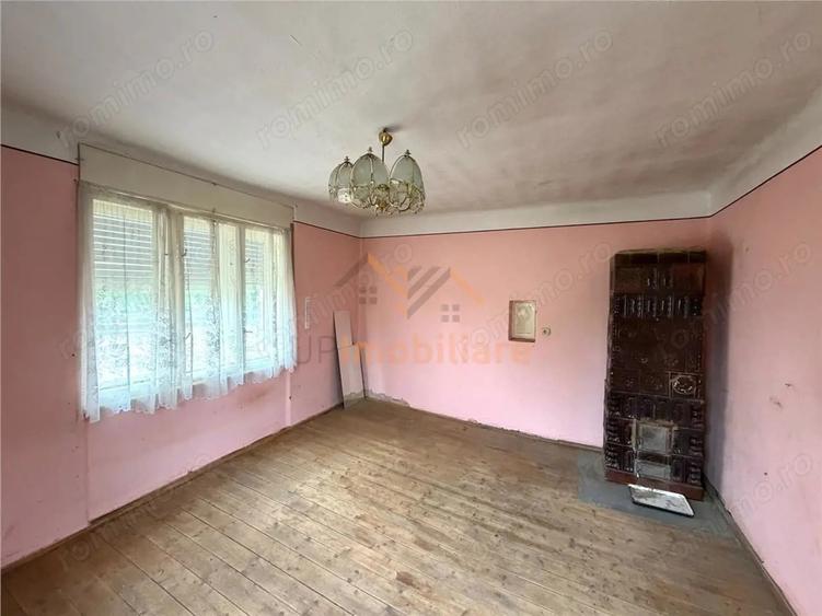 Casă cu 3 camere cu Teren 975 Mp în Sântimreu