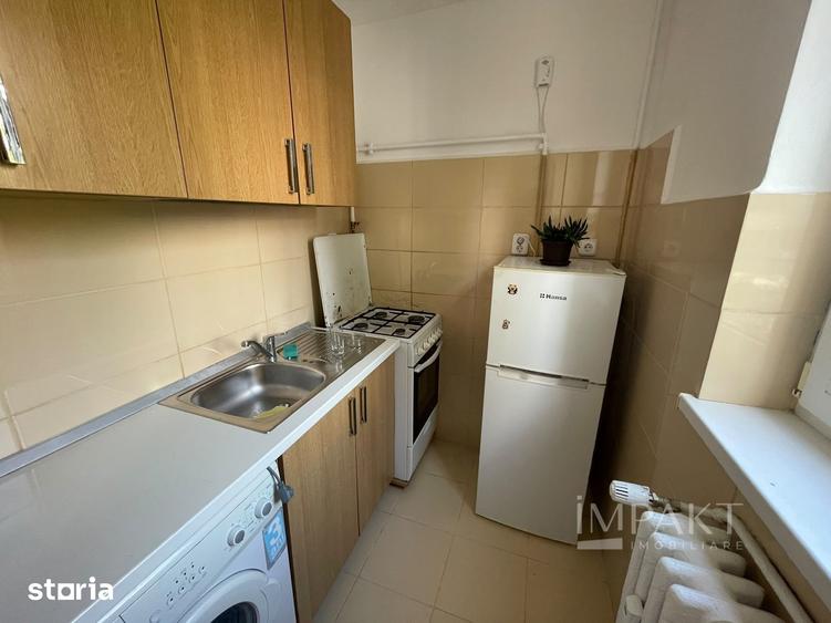 Apartament cu 2 camere în Andrei Mureșanu