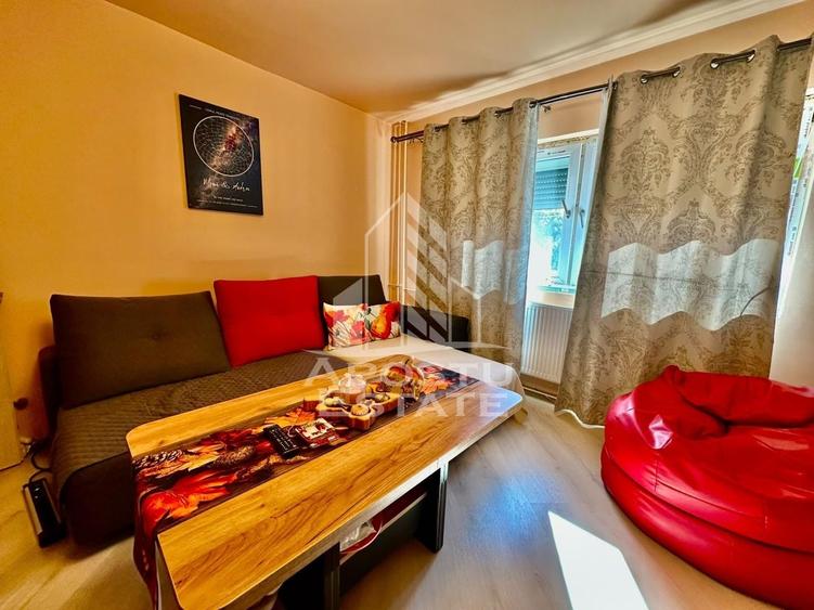 Apartament cu 3 camere semidecomandat, mobilat în Soarelui