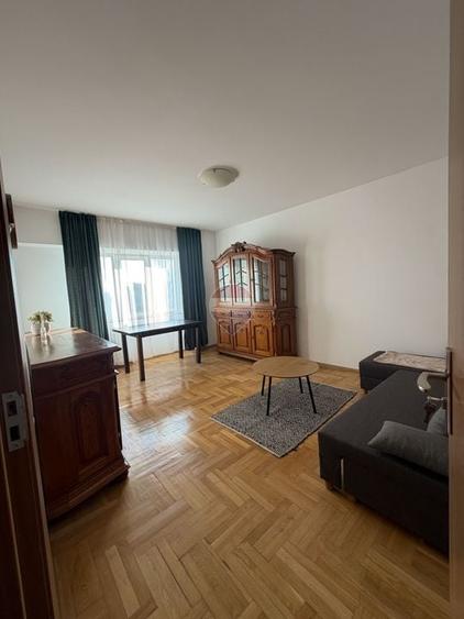 De Închiriat Apartament 2 camere Bulevardul Independenței | Etaj 4/9 - 1