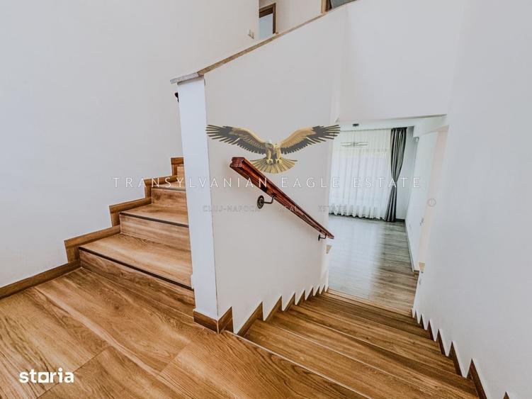 Casă cu 5 camere cu Teren 530 Mp în Gheorgheni