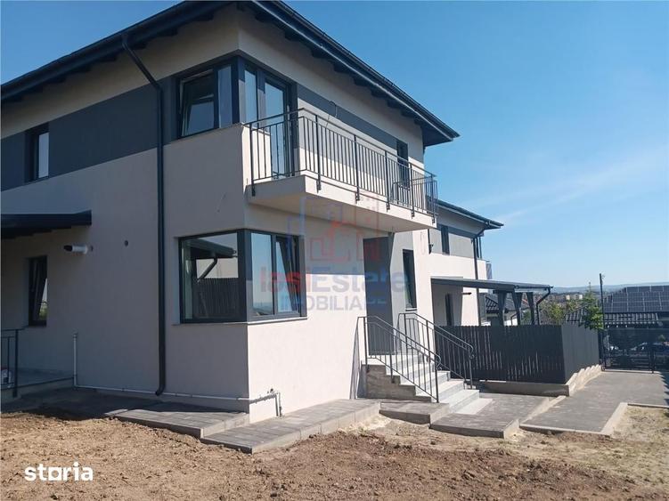 Casă cu 4 camere cu Teren 330 Mp în Miroslava