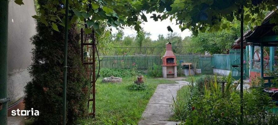 Proprietar vand casa cu teren 2.200 mp in sat Pescari (jud. Arad) - 1
