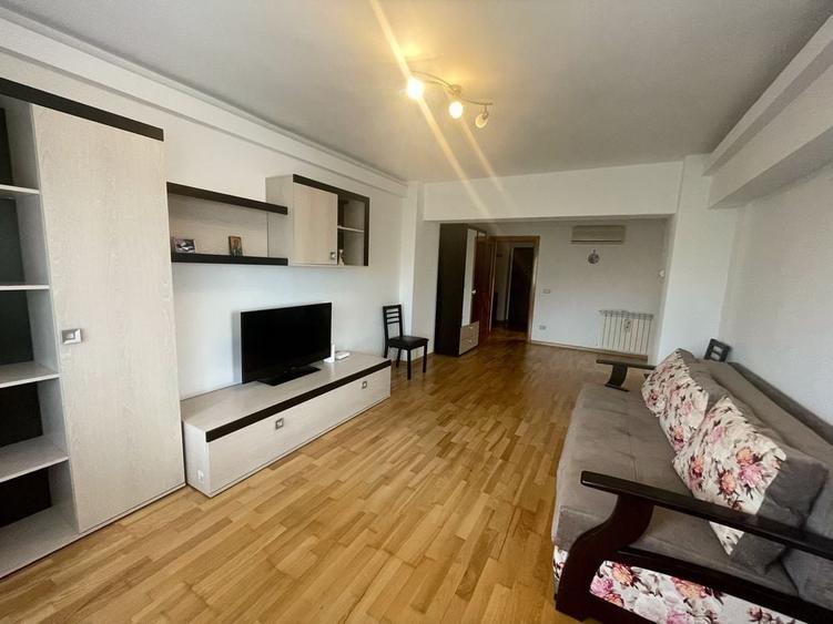 Apartament cu 2 camere decomandat în Ultracentral
