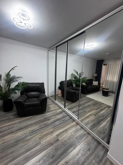 Apartament cu 2 camere decomandat în Berceni