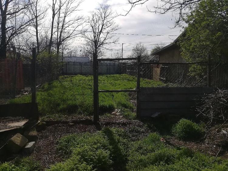 Casă cu 3 camere cu Teren 864 Mp în Siliștea