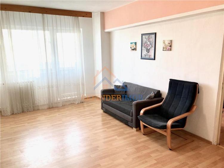 Apartament cu 2 camere semidecomandat, mobilat în Brâncoveanu