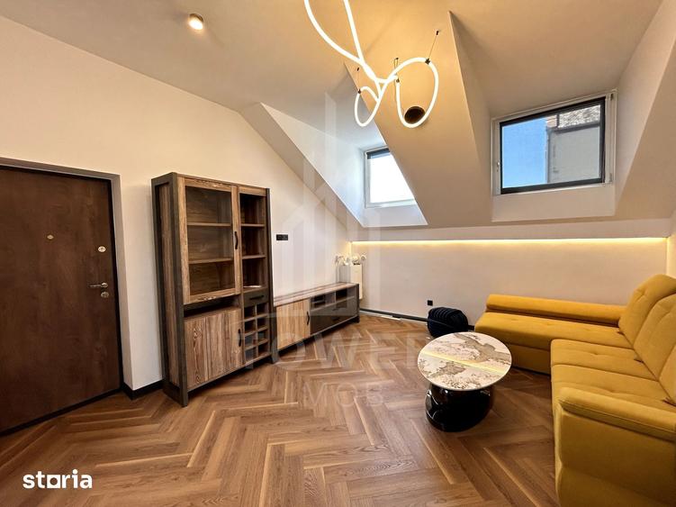Apartament cu 3 camere decomandat în Turnișor