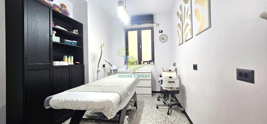 Apartament cu 3 camere decomandat în Aviației