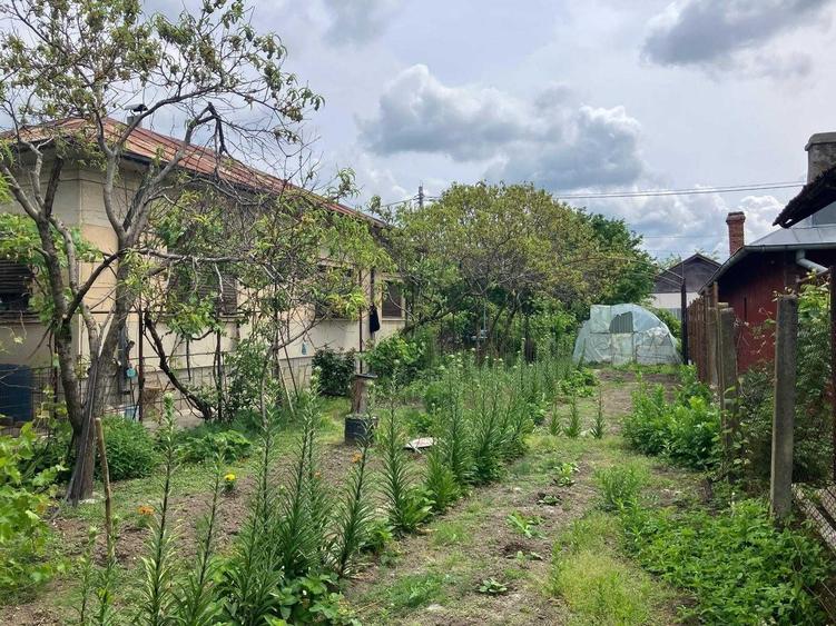 Casă cu 4 camere în Sud