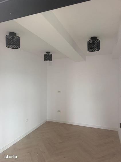 Spațiu comercial, de 485 mp, în Exterior Vest