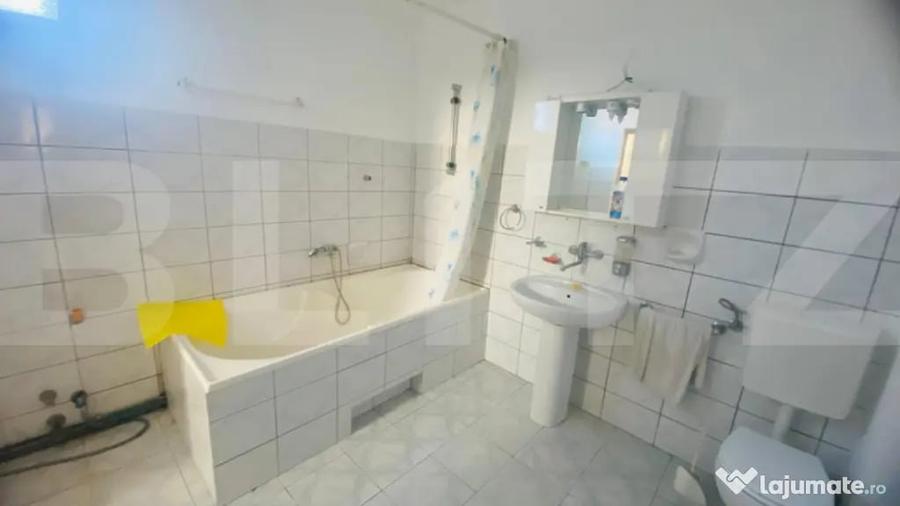 Casa Individuala artera principala Ghiroda, rezidential sau - 6