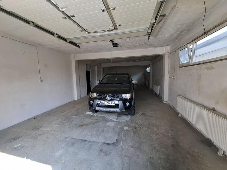 Spațiu comercial, de 200 mp, în Mioriței