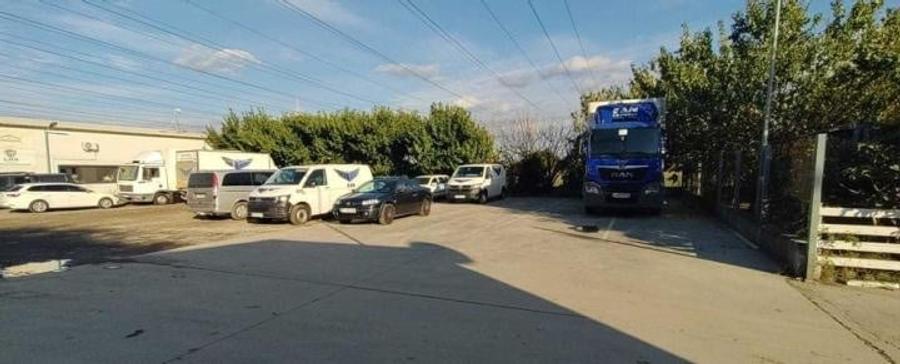 Spațiu comercial, de 1,000 mp, în Splaiul Unirii