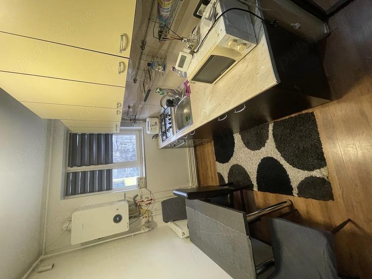 Apartament cu 2 camere semidecomandat în City Park Mall