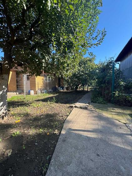 Casă cu 4 camere în Amara