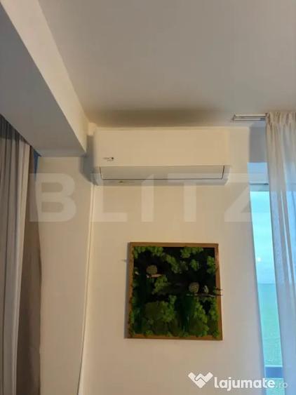 Apartament cu 3 camere decomandat, mobilat în Central
