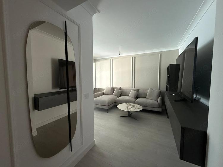 Apartament cu 2 camere decomandat în Torontalului