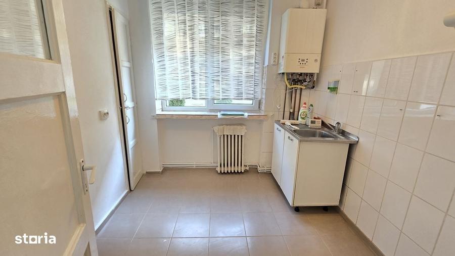 Apartament cu 2 camere semidecomandat în Central