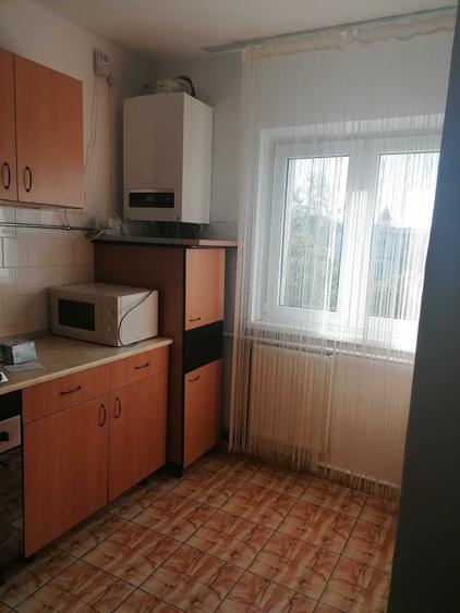 Apartament cu 3 camere decomandat în Mărăști