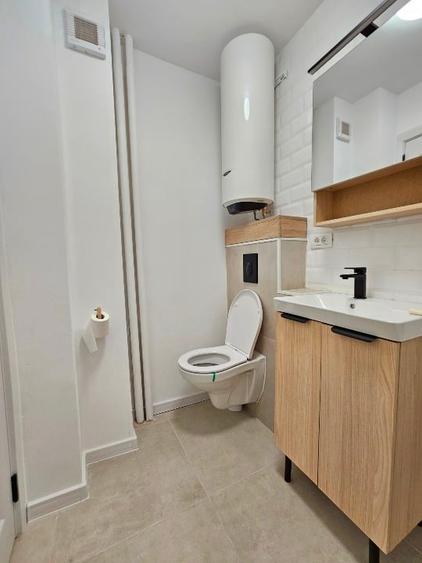 Apartament cu 2 camere decomandat, mobilat în Apărătorii Patriei