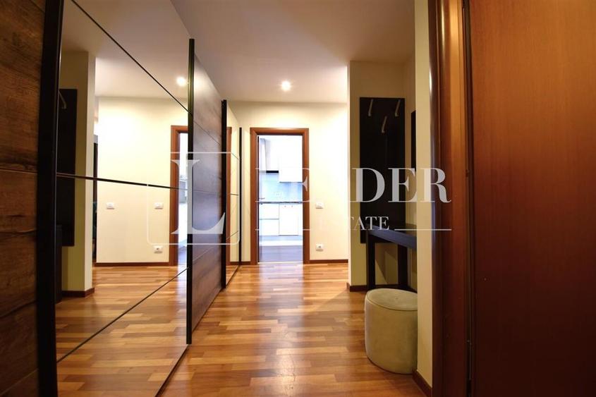 Apartament cu 3 camere semidecomandat, mobilat în Herăstrău