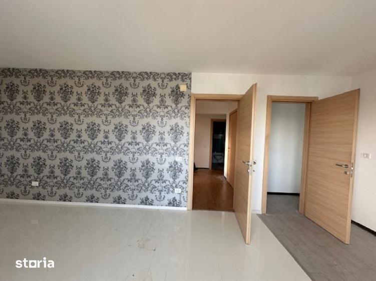 Apartament cu 3 camere decomandat în Nufărul