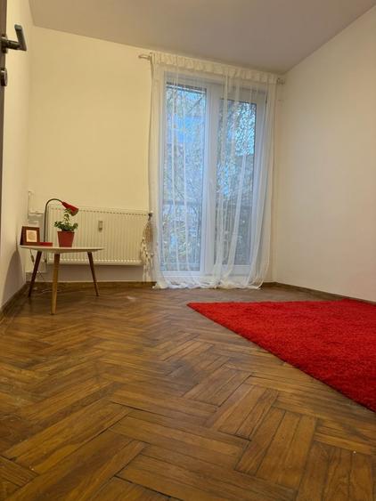 Apartament cu 3 camere decomandat, mobilat în Baba Novac