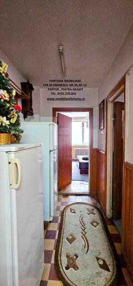 Apartament cu 4 camere semidecomandat în Mărăței