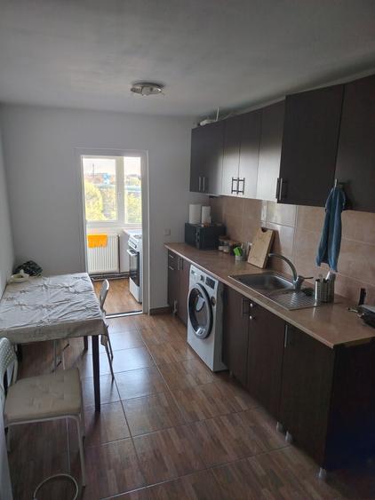 Apartament cu 2 camere decomandat în Utvin