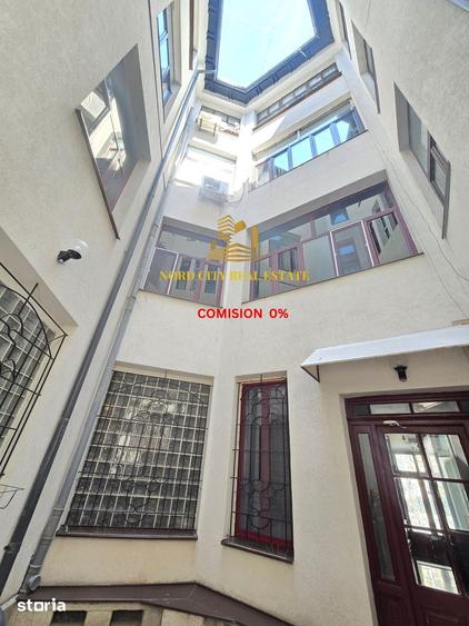 Apartament cu 3 camere în Centrul Civic