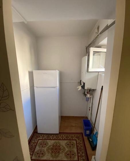 Inchiriez Apartament 2 camere zona centrala,complet mobilat utilat renovat - 3