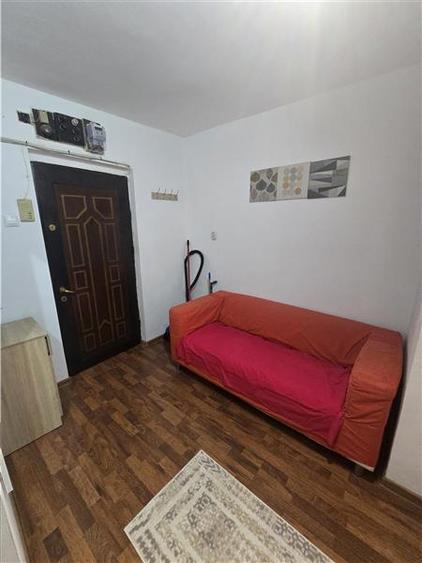 Apartament cu 2 camere decomandat, mobilat în Tomis Nord