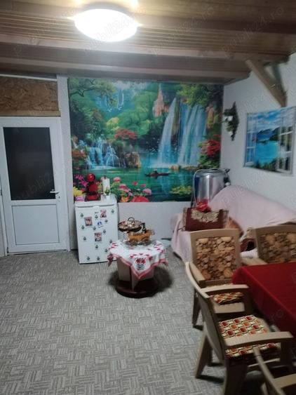 Casă cu 6 camere cu Teren 250 Mp în Costinești