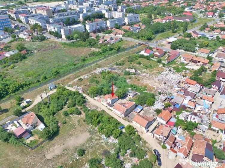 Casă cu 2 camere cu Teren 601 Mp în Central