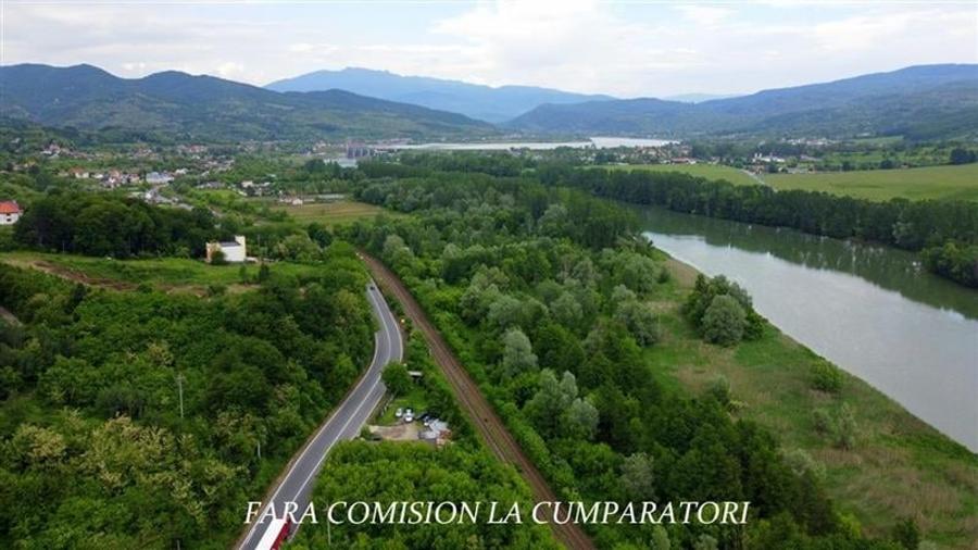 Teren Construcții intravilan de 3350 mp, în Bujoreni