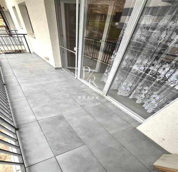 Apartament cu 2 camere semidecomandat, mobilat în Florești