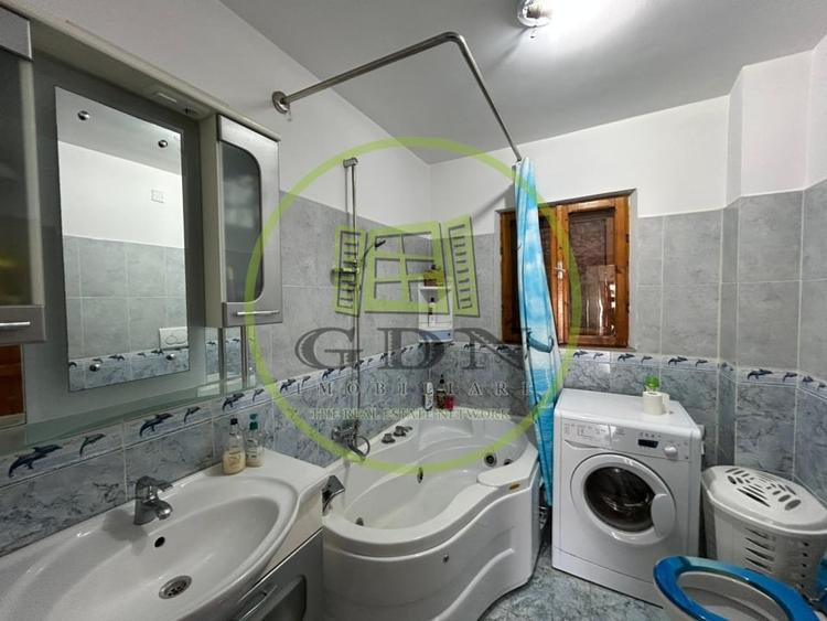 Casă individuală cu 5 camere cu Canalizare în Brestei