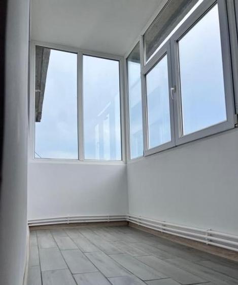 Apartament cu 2 camere decomandat în Km 5