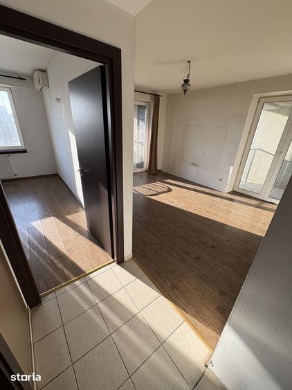 Apartament cu 3 camere în Colentina