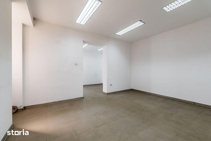 Spațiu comercial, de 44 mp, în Central