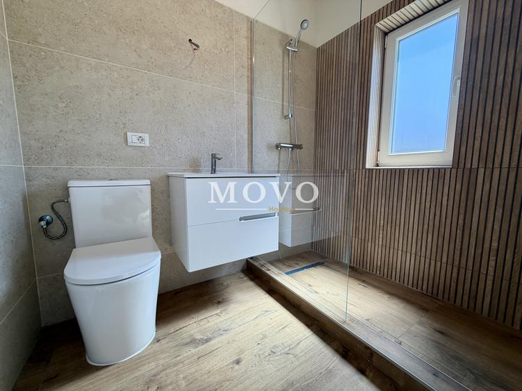 Duplex cu 4 camere cu Canalizare în Moșnița Nouă