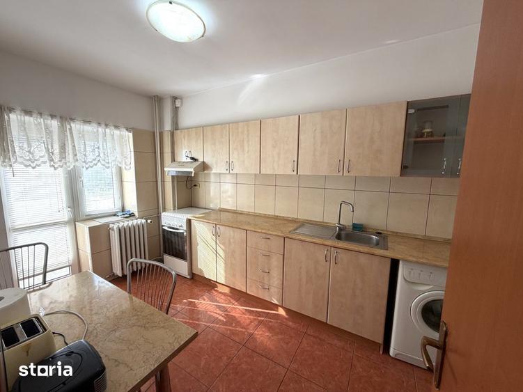 Apartament cu 2 camere decomandat, mobilat în Cantemir