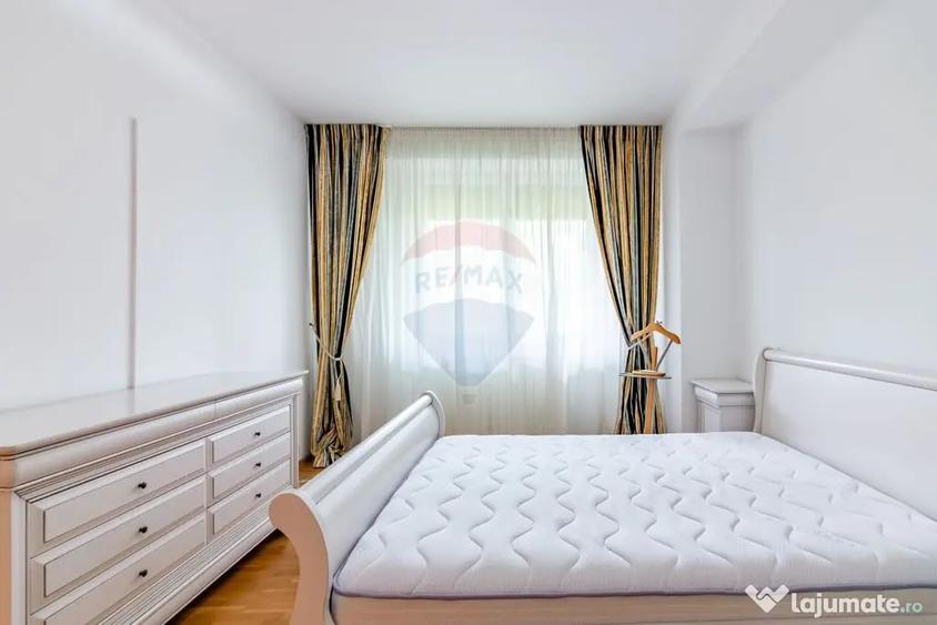 Apartament cu 4 camere decomandat în Nordului