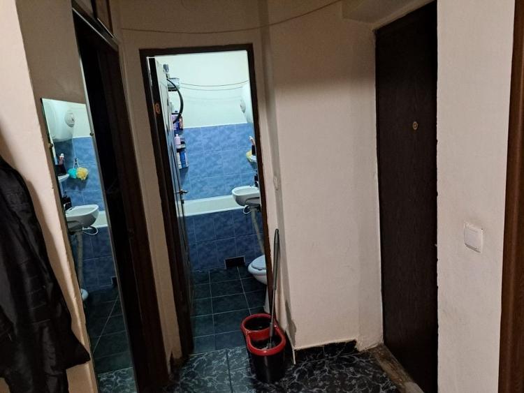 Apartament cu 3 camere decomandat, mobilat în Aghireșu-Fabrici