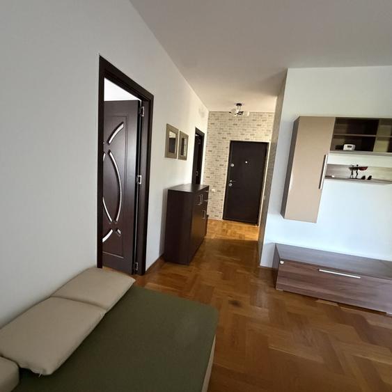 Apartament cu 3 camere decomandat în Chiajna