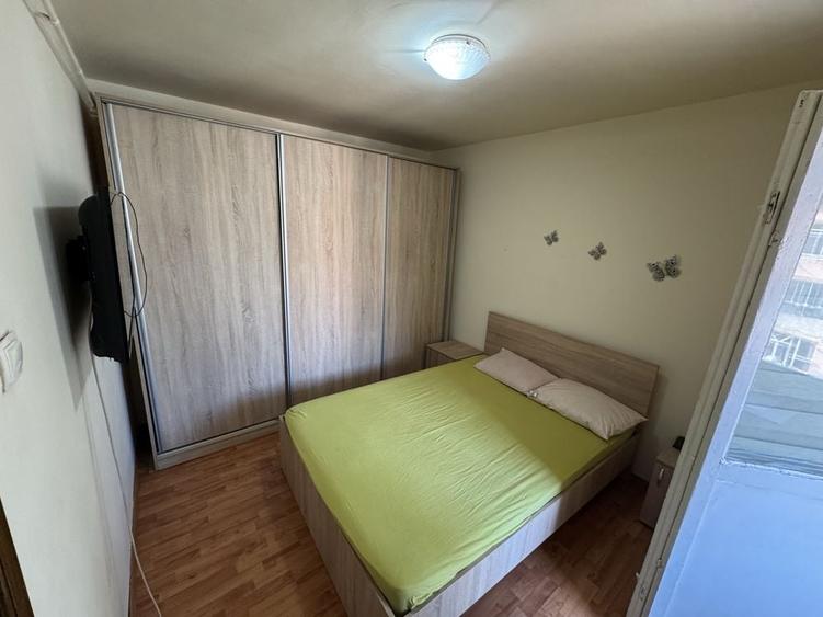 Apartament cu 2 camere decomandat în Exterior Vest