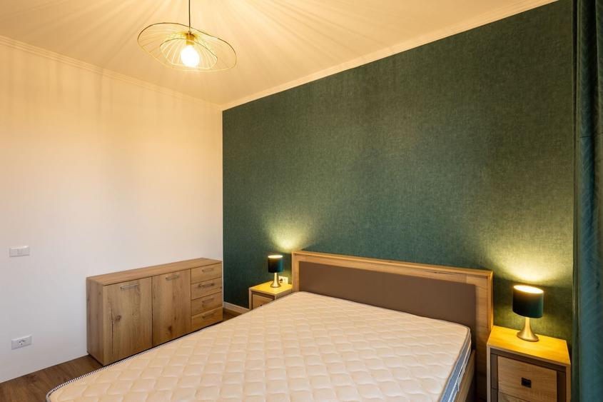 Apartament cu 3 camere decomandat, mobilat în Sântandrei